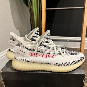 Adidas Yeezy Boost 350 V2 Zebra